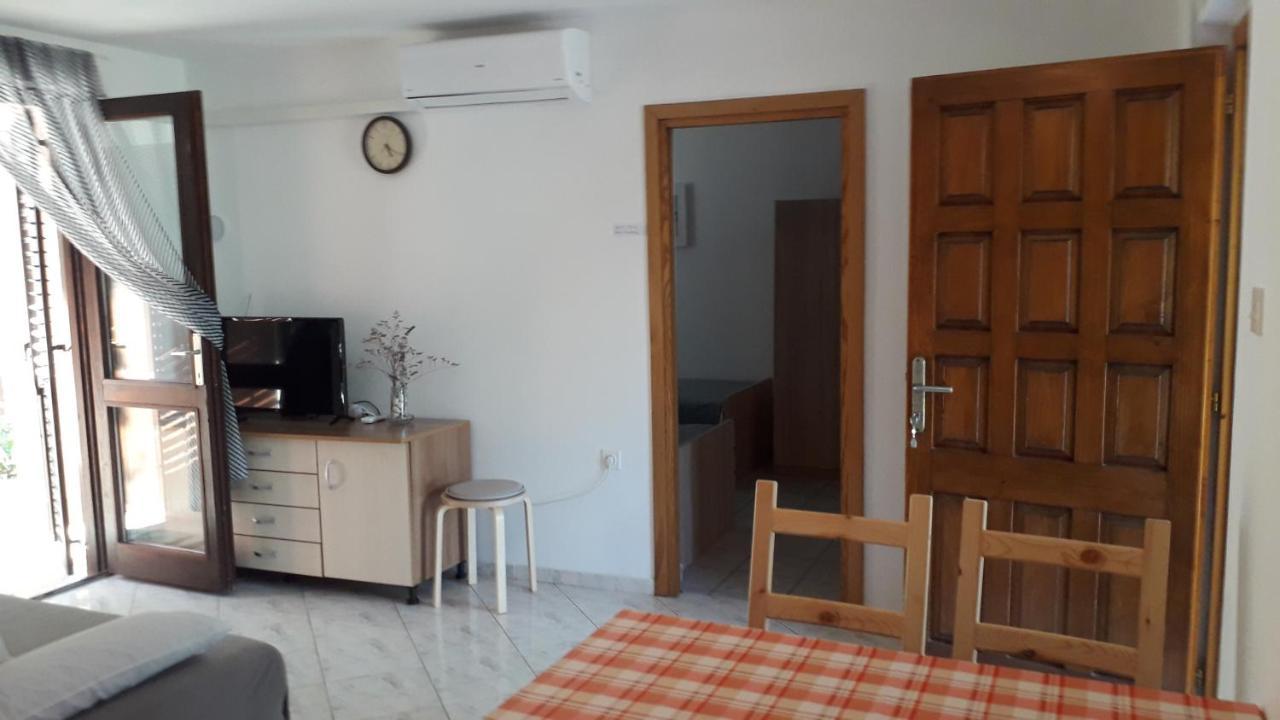Apartmani Mia Ližnjan Exteriér fotografie