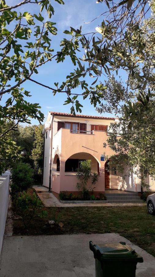 Apartmani Mia Ližnjan Exteriér fotografie