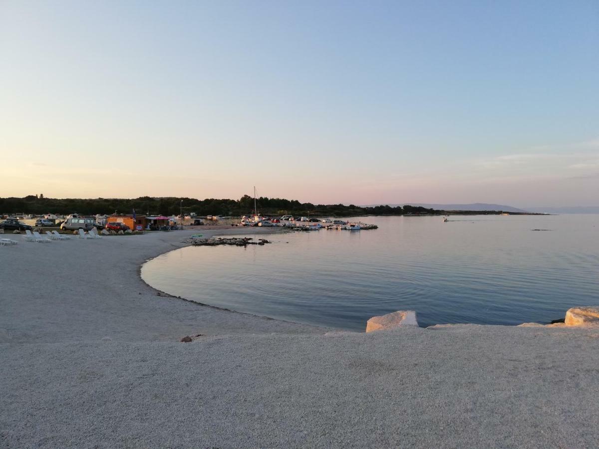 Apartmani Mia Ližnjan Exteriér fotografie