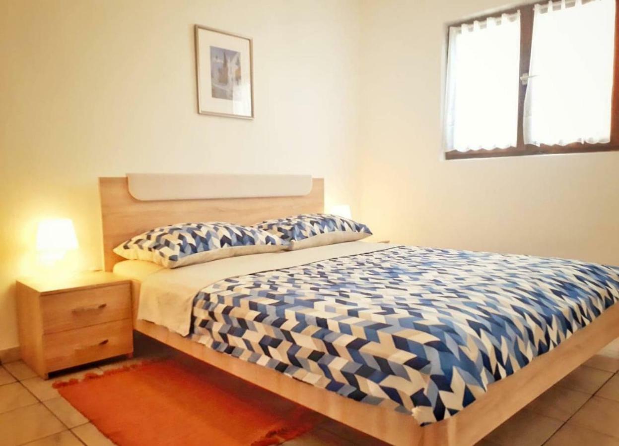 Apartmani Mia Ližnjan Exteriér fotografie